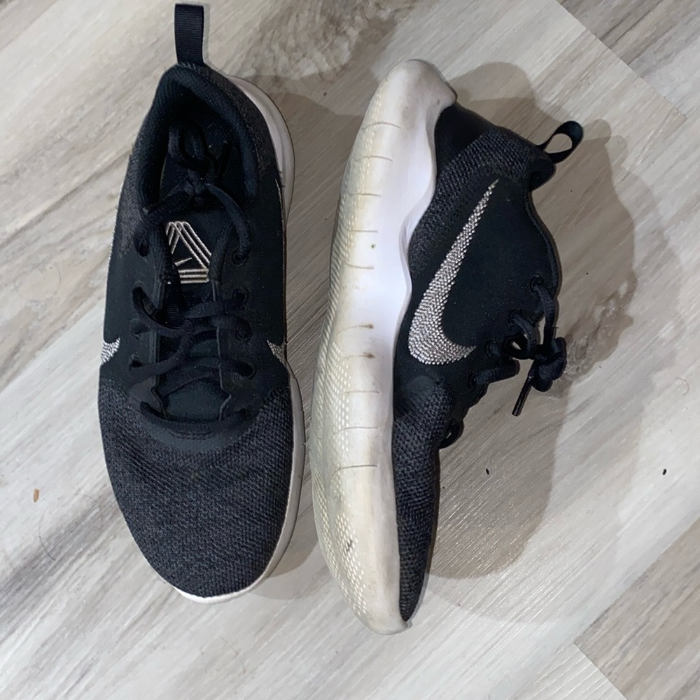 Women’s Nike flex shoes size 8 - Picture 1 of 6